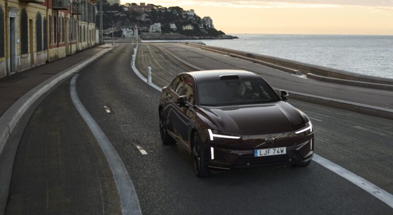 Volvo ES90 Redefines the Electric Grand Tourer